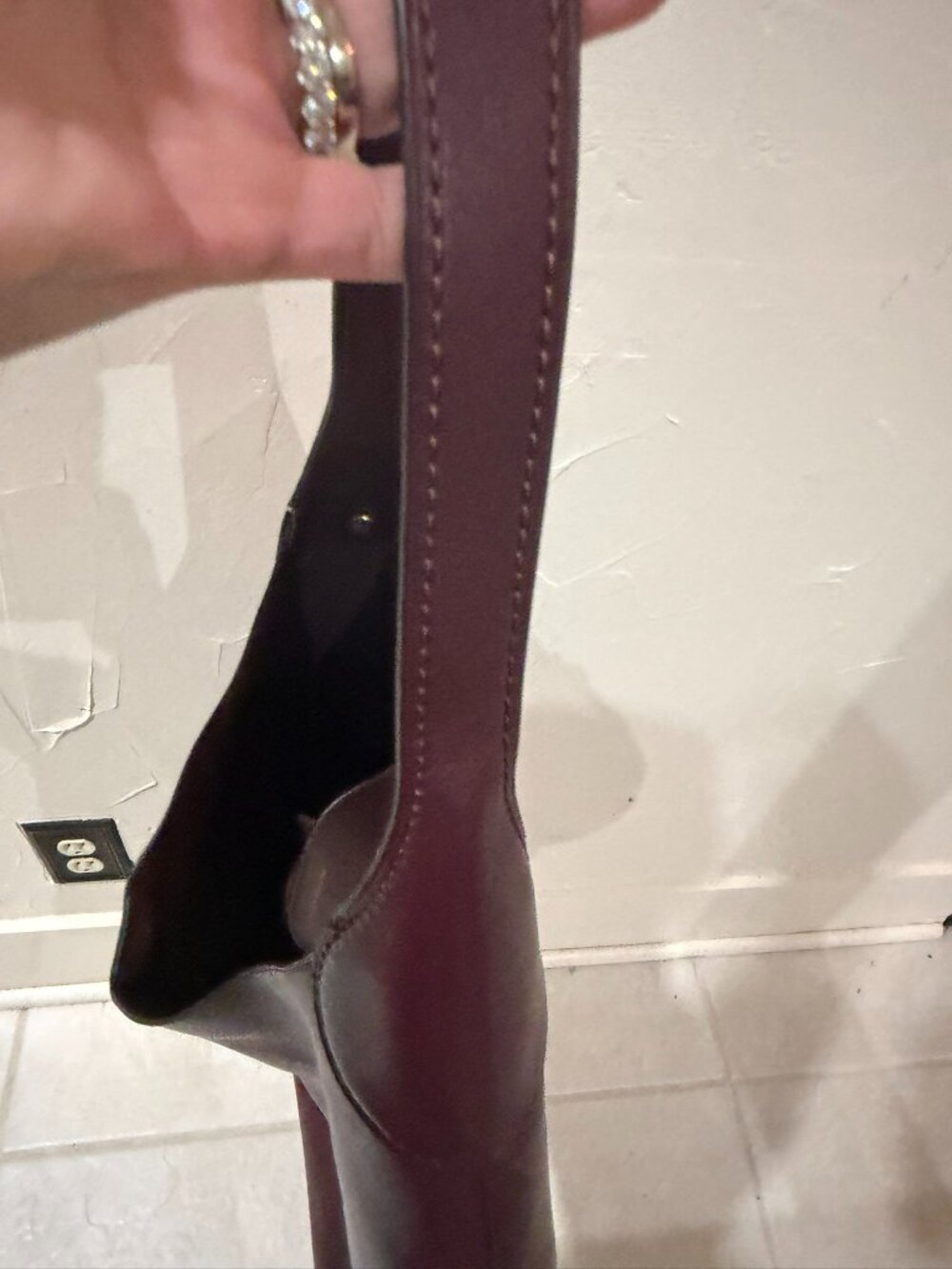 Coach Brooklyn 39 Merlot - Picture 5 of 12